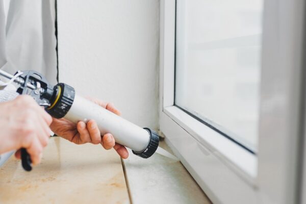 Can You Caulk Over Expanding Foam? (Solved)
