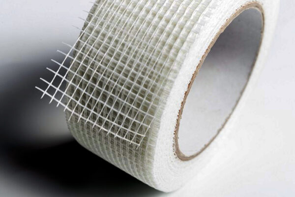 5 Common Mesh Drywall Tape Problems (Explained)